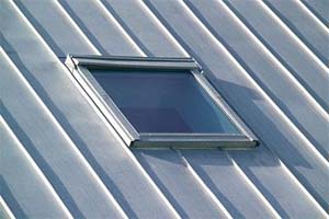 Pose de Velux couvreur zingueur Chantilly Lamorlaye La Chapelle en Serval Senlis Creil Gouvieux
